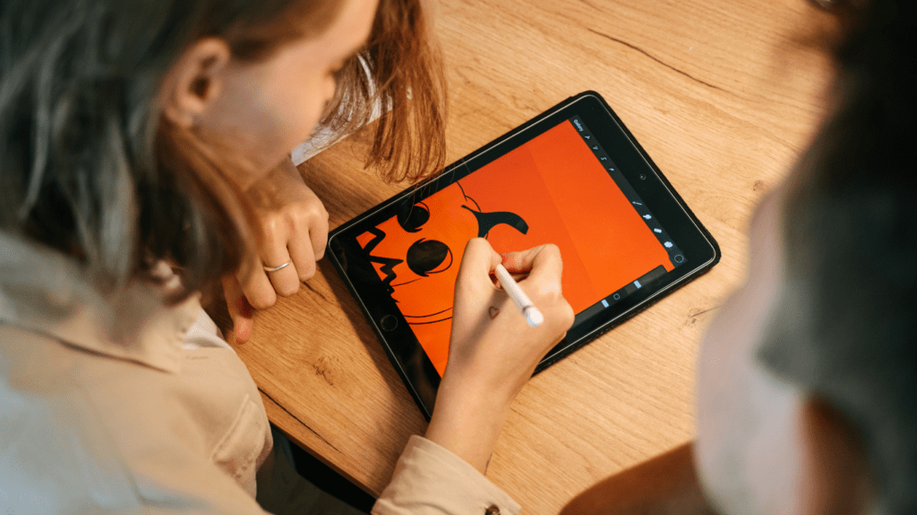 woman draw on a Tablet 