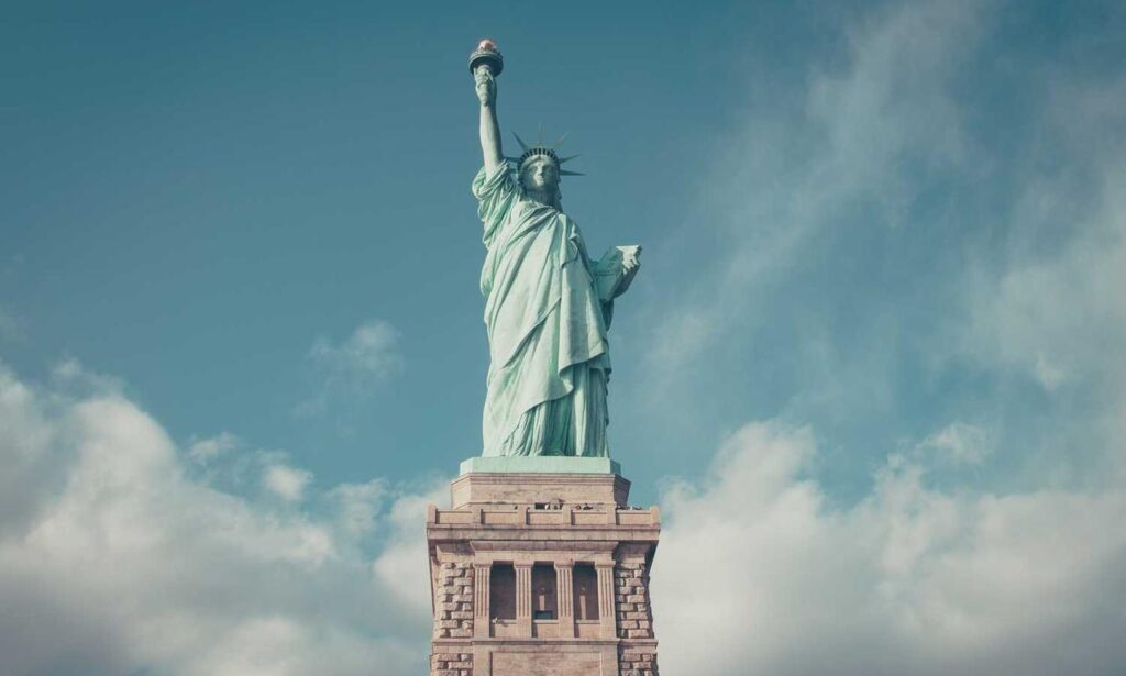 crest catalogues flpcrestation